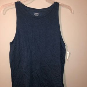 blue old navy tank top